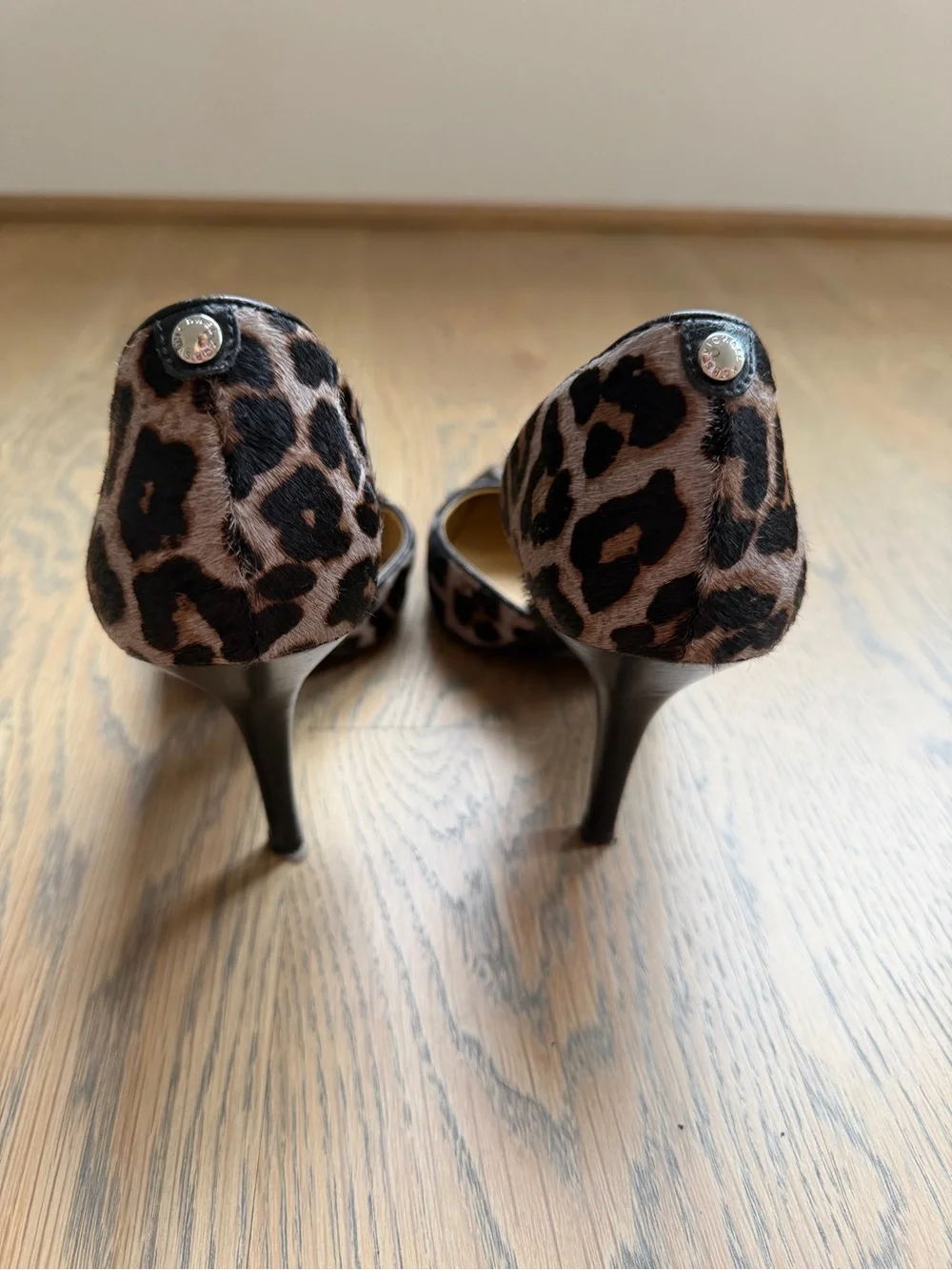 Michael Kors Leopard Print Pointed-Toe Pumps - Brown/Black